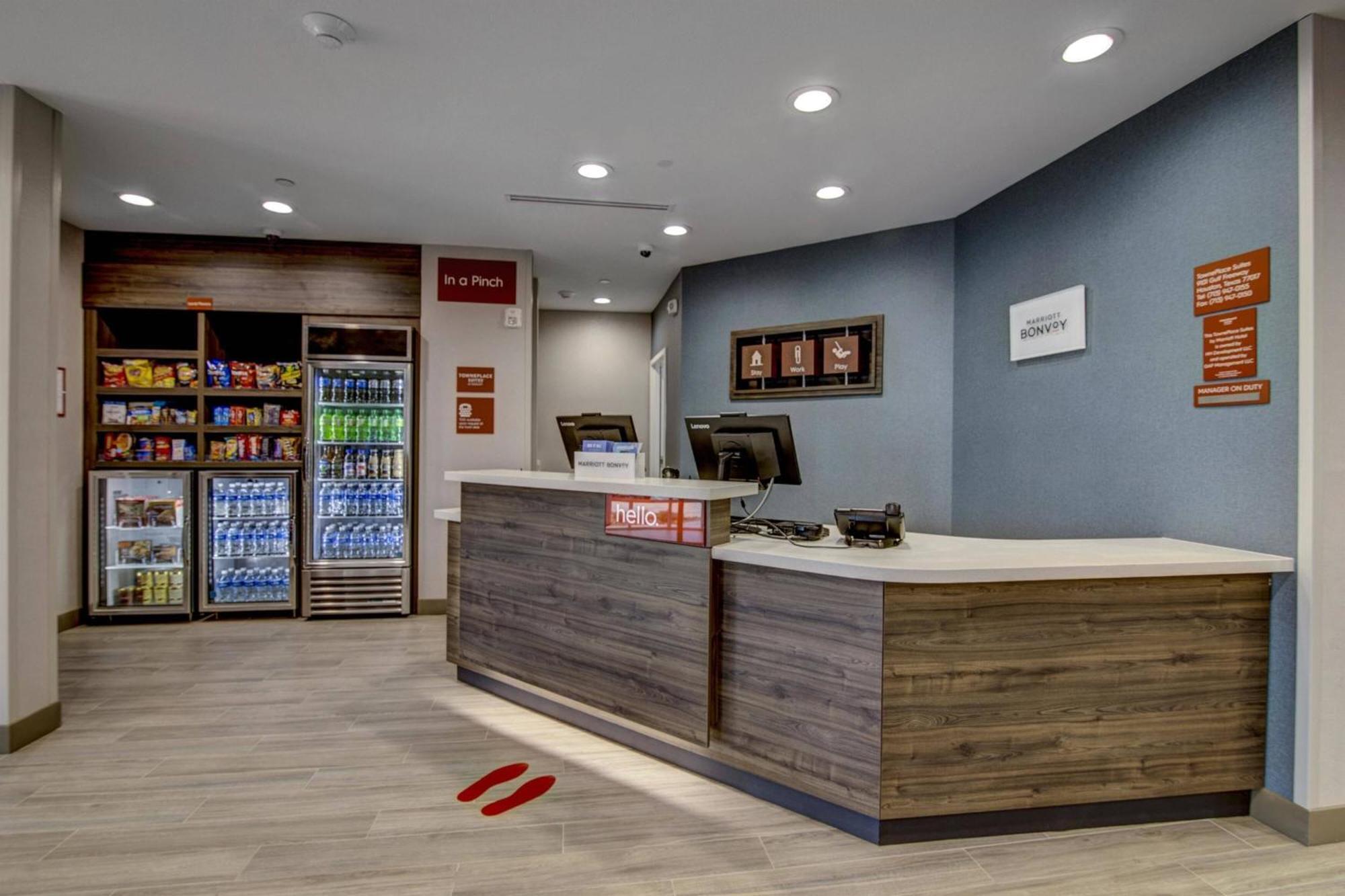 Towneplace Suites By Marriott Houston Hobby Airport Экстерьер фото